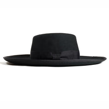 Load image into Gallery viewer, Carlisle Hats Spanish Riding Hat in fur felt, cowboy-style hat with wide brim and classic western design.