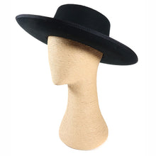 Load image into Gallery viewer, Carlisle Hats Spanish Riding Cowboy Hat in wool, with a wide brim and classic riding hat style, suitable for equestrian or Western wear.