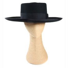 Load image into Gallery viewer, Carlisle Hats Spanish Riding Hat in wool, cowboy style with a wide brim and classic design, perfect for riding or casual wear.