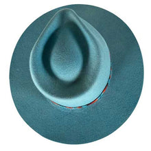 Load image into Gallery viewer, Carlisle Hats Camden Beaver Fur Felt Fedora hat with a wide brim and classic style, showcasing the high-quality fur felt material.