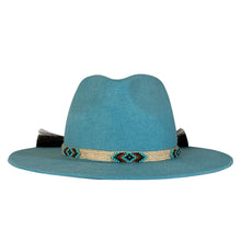 Load image into Gallery viewer, Carlisle Hats Camden fedora made of beaver fur felt, featuring a classic brim and stylish design in a 55cm size.