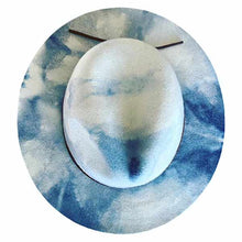 Load image into Gallery viewer, Carlisle Hats Woodstock Street Fedora in marble dye, gray and black, with a wide brim and classic fedora style, 55cm.