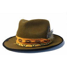 Load image into Gallery viewer, Carlisle Hats Camden Street X Fedora in whiskey color, classic wide-brimmed felt hat with a stylish band, perfect for sophisticated fashion.