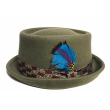 Load image into Gallery viewer, Carlisle Hats Pork Pie Fawn A, a tan wool felt pork pie hat with a black band, shown from the front.